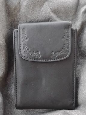 Buxton Black Leather Embossed  Pouch